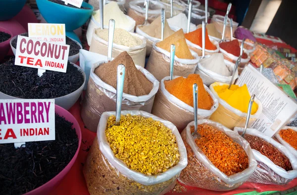 Indian spices and tea — Stock Photo, Image