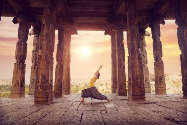 Yoga hampi Tapınak