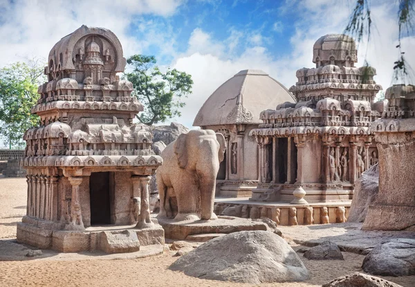 Mamallapuram içinde beş rathas — Stok fotoğraf