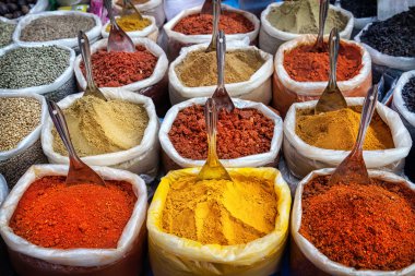 Hint renkli baharat