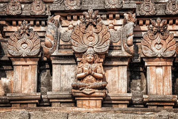 Индуистский храм в Хампи — стоковое фото