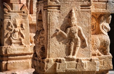 Hint eski basrelief içinde hampi