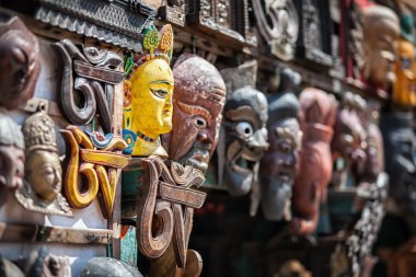 nepal market, Hediyelik eşya maskeleri 