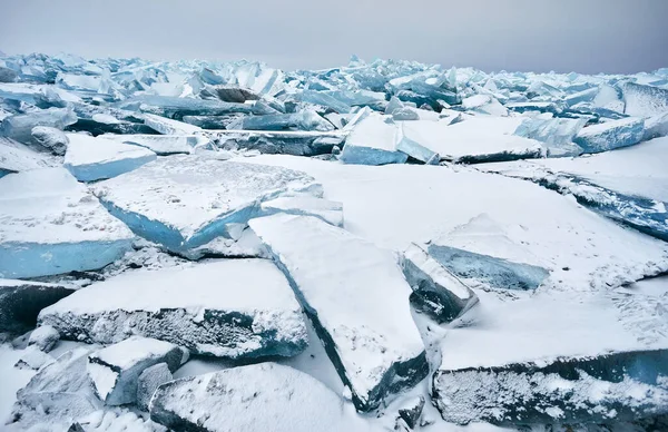 Beautiful Landscape Big Blue Peace Ice Hummock Cracks Frozen Lake — Photo