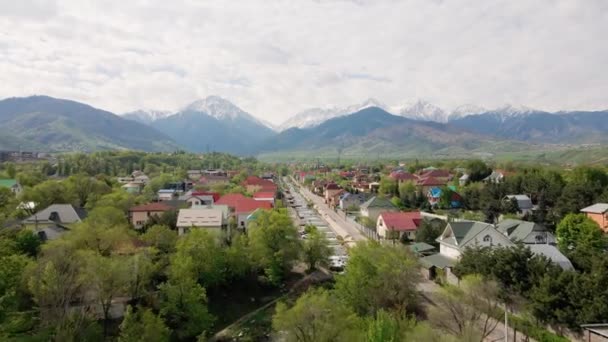 Aerial view of the mountains and river in Almaty, Kazakhstan — стоковое видео