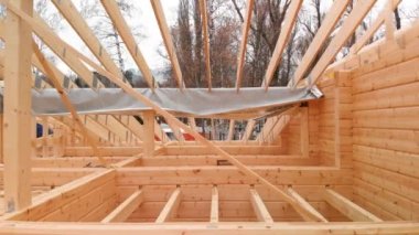 Tahta çatının havadan çekilen ahşap yapısı.