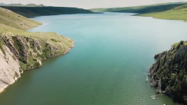 People Swim Stand Paddle Boards Sup Mountain Lake Kazakhstan — 图库视频影像