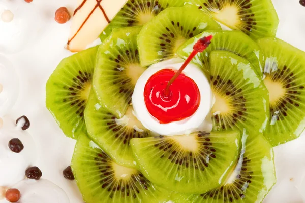 Kiwi cace with cherry — Stock Photo, Image