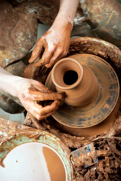 Potter en el trabajo — Foto de Stock