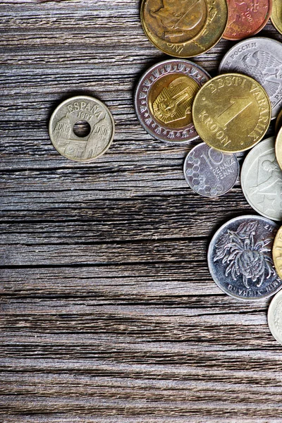 Monedas de diferentes países y tiempos — Foto de Stock