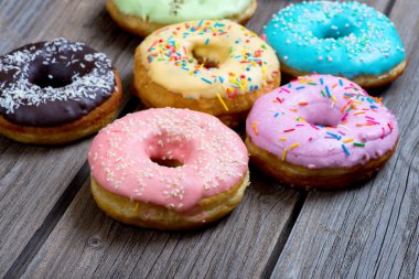 Donuts ahşap zemin