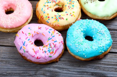 Donuts ahşap zemin