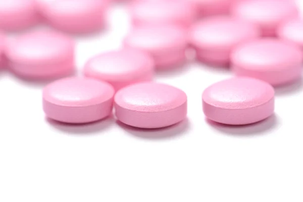 Tabletták izolált fehér alapon — Stock Fotó