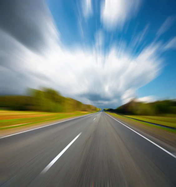 道路に沿って — ストック写真