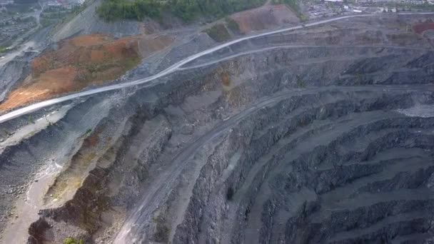 Hava manzaralı maden ocağı açıldı. endüstriyel girişim — Stok video