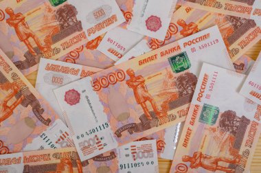 5000 ruble arkaplan. Rus banknotları farklı açılarda.