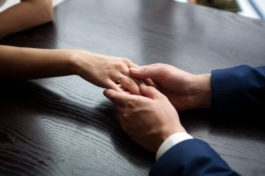 Gelin ve damat elleri