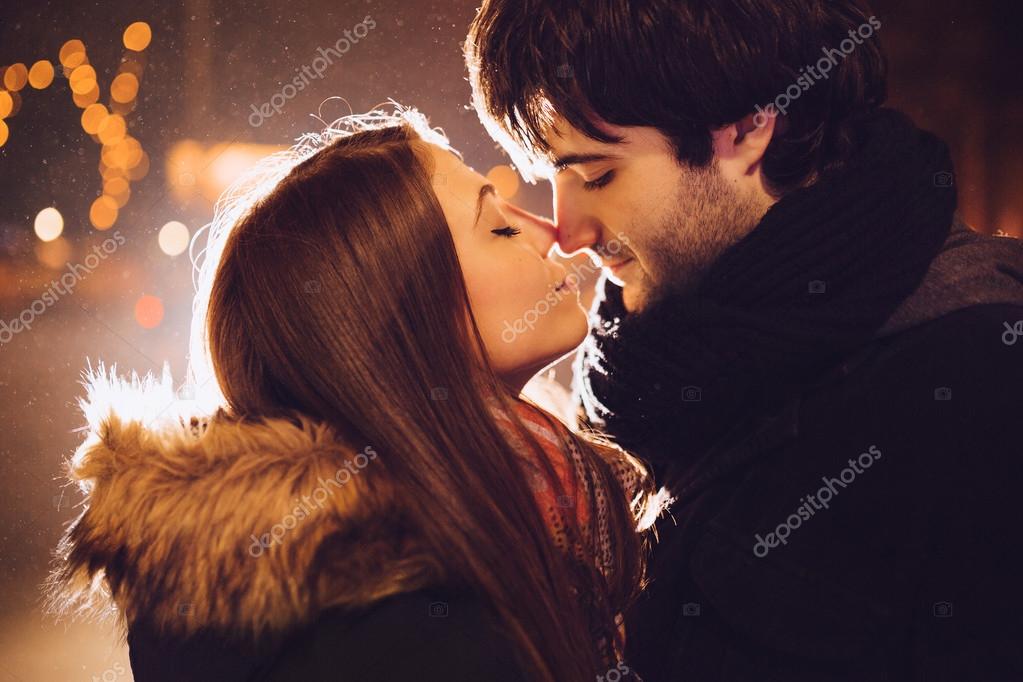 Parejas romanticas fotos de stock, imágenes de Parejas romanticas sin royalties | Depositphotos Parejas romanticas fotos de stock, imágenes de Parejas romanticas sin royalties | Depositphotos