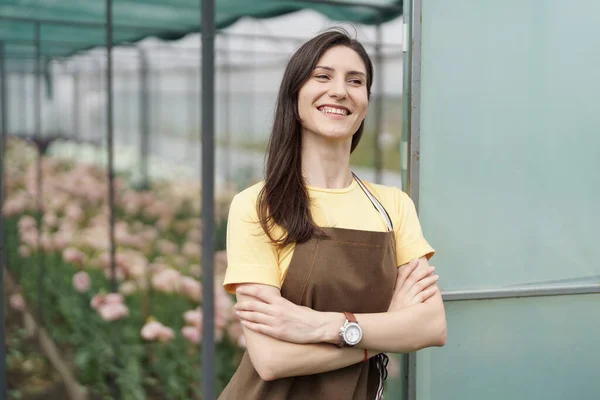 Smiling Florist Businesswoman Portrait Wearing Yellow Shirt Brown Apron Holding — ストック写真