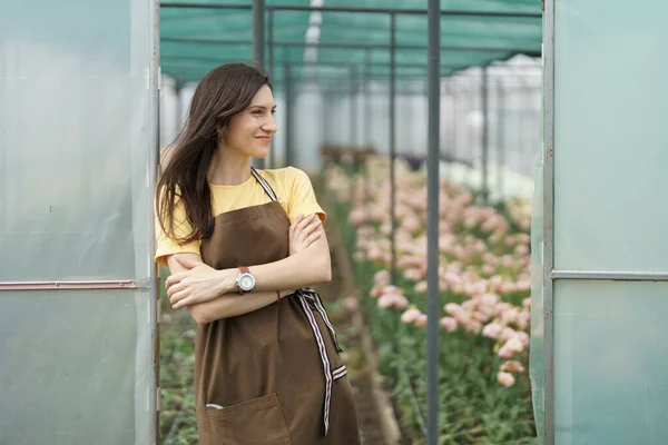 Smiling Florist Businesswoman Portrait Wearing Yellow Shirt Brown Apron Holding — Stok fotoğraf