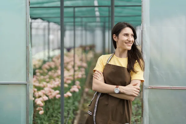 Smiling Florist Businesswoman Portrait Wearing Yellow Shirt Brown Apron Holding — Stok fotoğraf