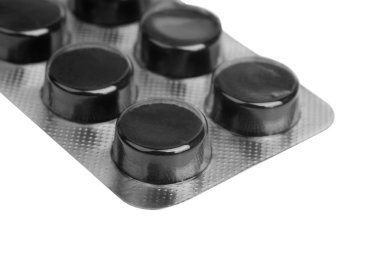 Beyaz arka plan üzerinde izole blister hap