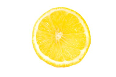 Beyaz arka planda izole edilmiş limon dilimi