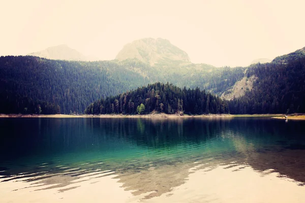 Lago Montanha — Fotografia de Stock