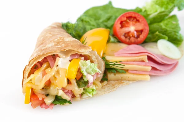 Thin pancakes with ham, cheese and vegetables — Stock Photo, Image