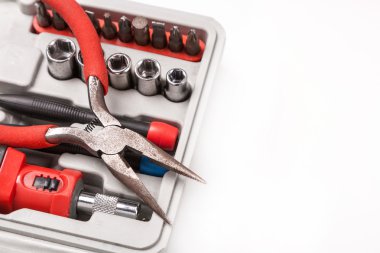 tornavida, kafaları ve bit araç kutusunu açın