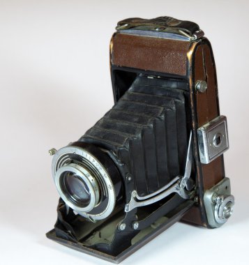 Vintage fotoğraf makinesi ile büyük mercek
