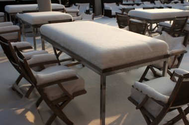 tablo üzerinde kış sokak Café