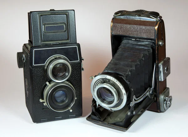 Twee vintage camera 's — Stockfoto