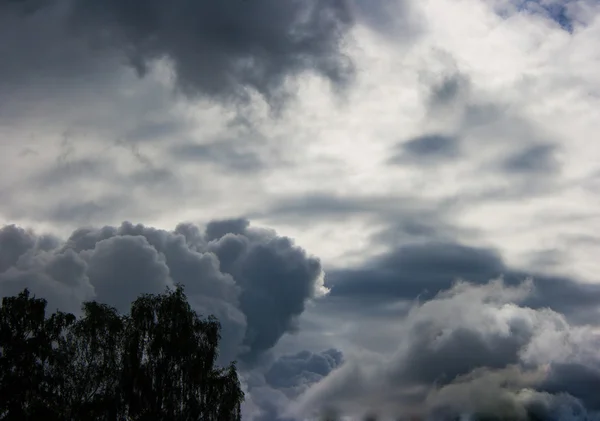 Dark storm clouds — Stock Photo, Image