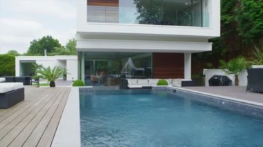 lüks çağdaş ev dış görünümü