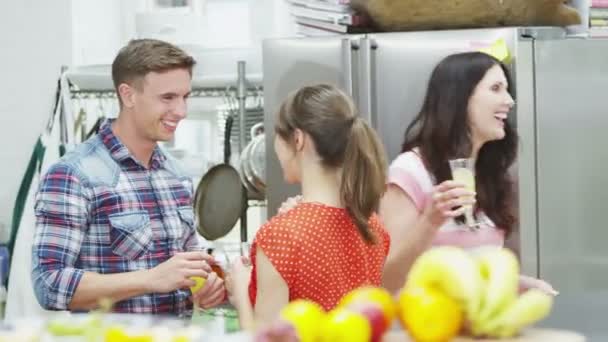 Couple flirting together at party. — Stock Video