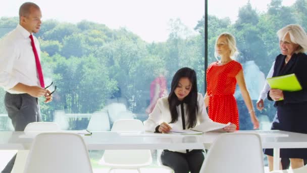 Réunion de l'équipe d'affaires au bureau