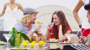 Çift sohbet ve flört