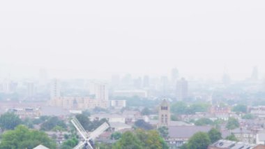 Londra'nın banliyösünde yerleşim alanı