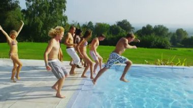 atlama ve havuza dalış arkadaşları