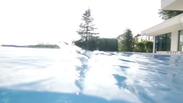 Swimmer's point of view. — Stock Video