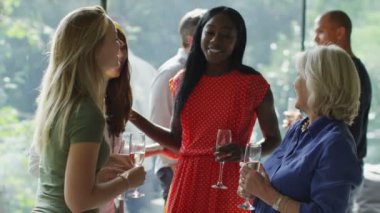 sohbet & partide şarap içme arkadaşları