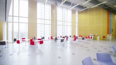 Bina ile Merkezi atrium Üniversitesi