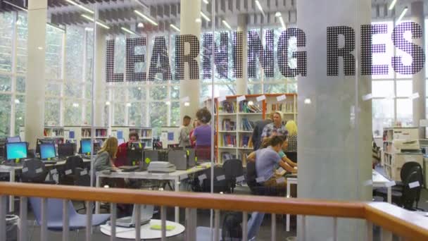 Student working in study area, university — Stock Video