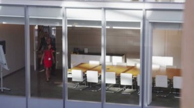 iş takım girin toplantı salonu