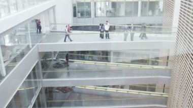 farklı zemin yürüyüş iş adamları