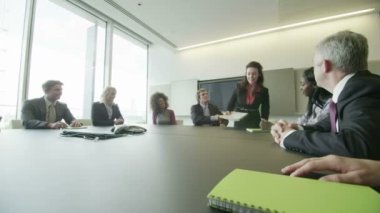 Yönetim Kurulu toplantısında şirket iş takım