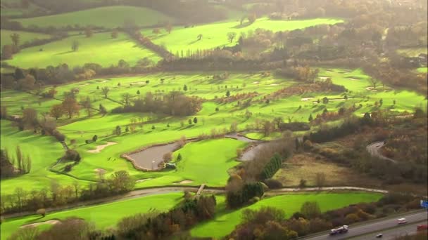 Golfplatz in englischer Landschaft