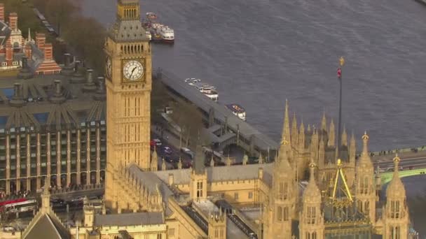 Vista aérea del Big Ben y las Casas del Parlamento en Londres — Vídeo de stock