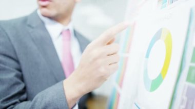 çekici erkek profesyonel iş sunu